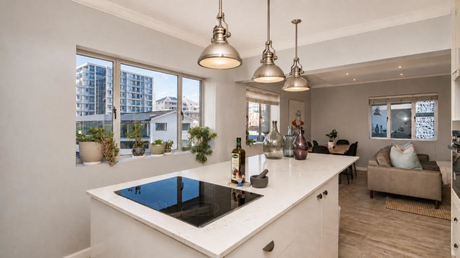 3 Bedroom Property for Sale in Sea Point Western Cape